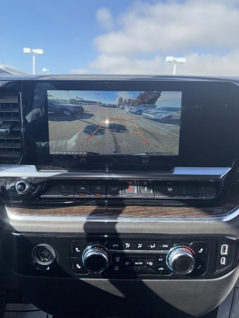 Used 2023 GMC Sierra 1500 SLE image 6