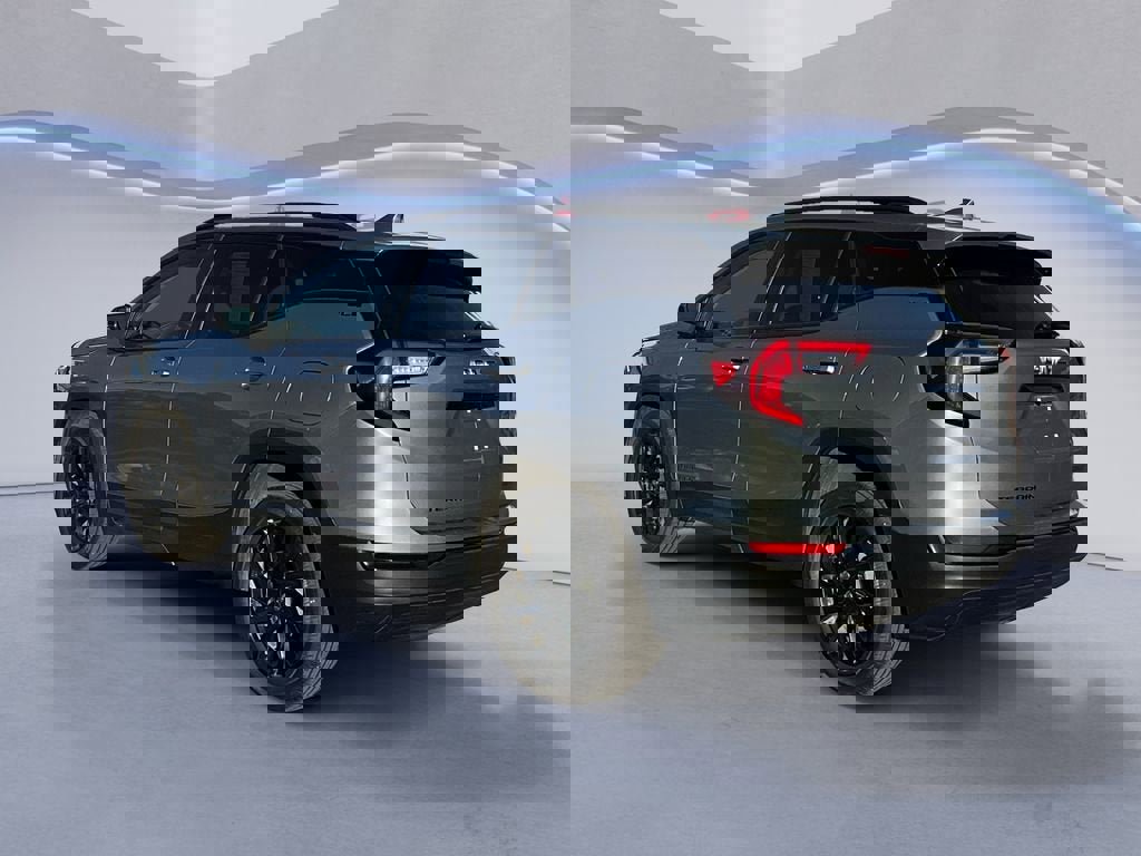 Used 2023 GMC Terrain SLE w/ Elevation Edition image 3