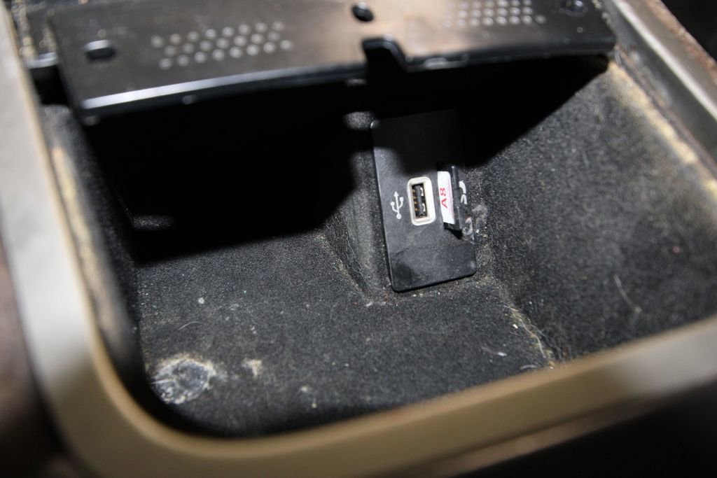 Used 2016 Lincoln MKX Reserve w/ Driver Assistance Package image 19