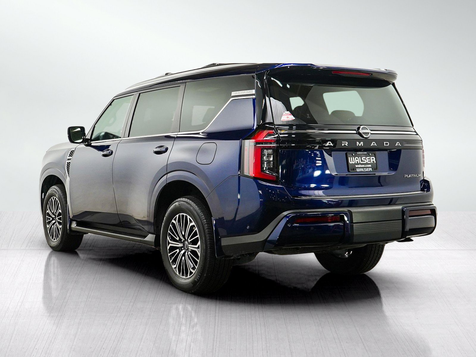 Certified 2025 Nissan Armada Platinum AWD/4WD image 3
