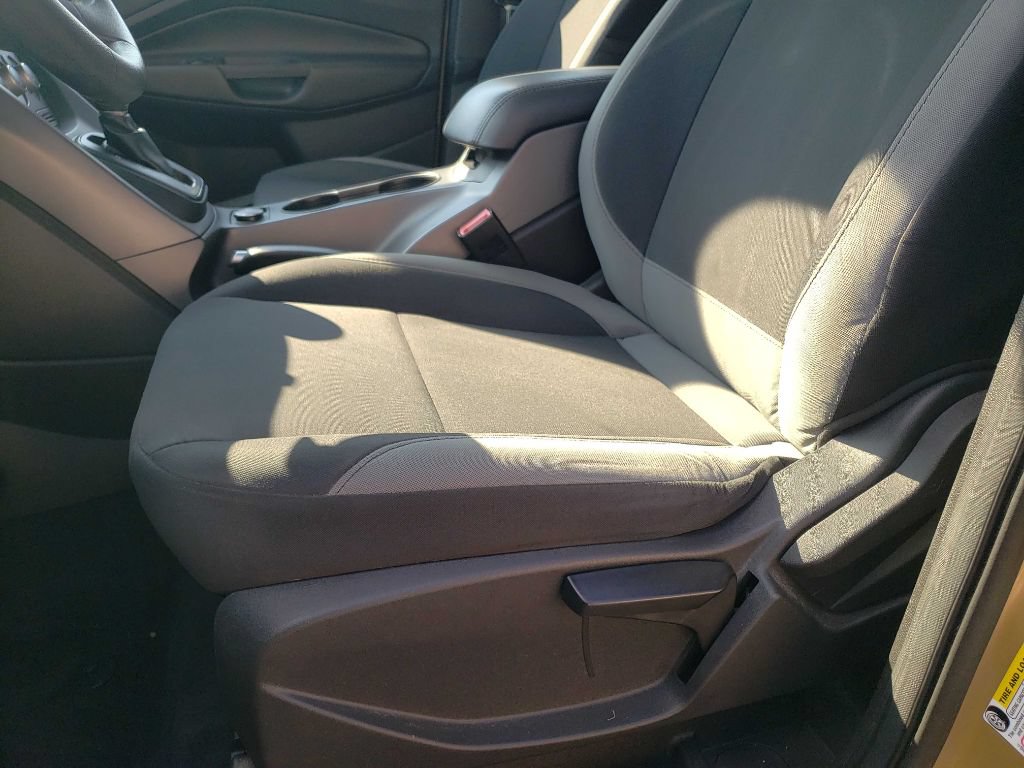 Used 2014 Ford Escape S FWD image 10
