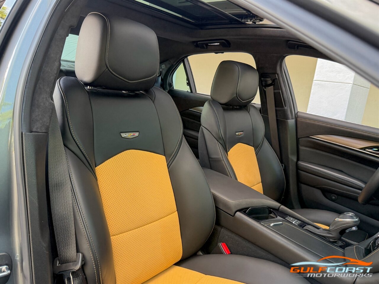 Used 2019 Cadillac CTS V w/ Luxury Package image 37
