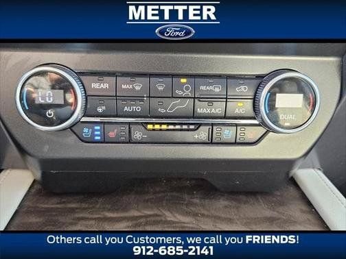Used 2019 Ford Expedition Max Platinum AWD/4WD image 18