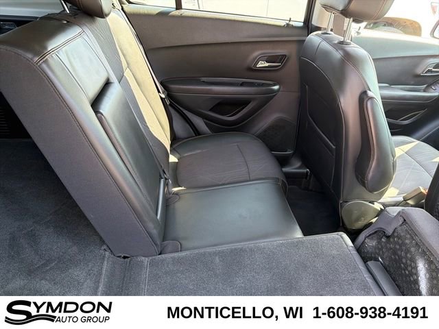Used 2019 Chevrolet Trax LT w/ LT Convenience Package image 18