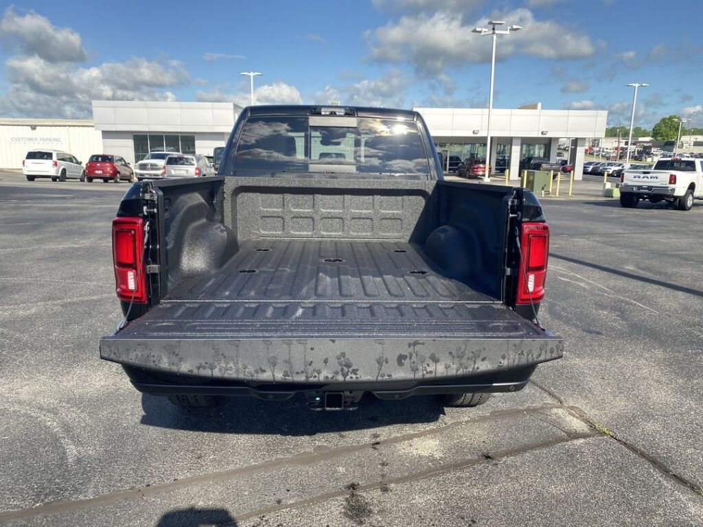 New 2025 RAM 3500 Laramie image 24