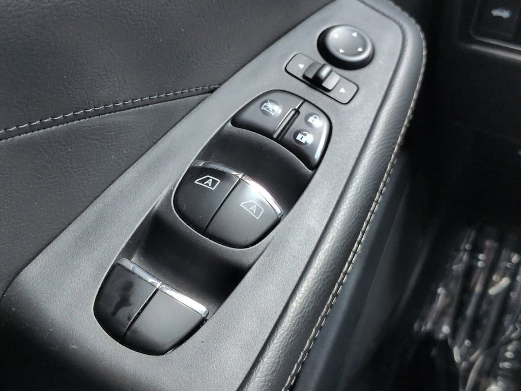 Used 2018 Nissan Maxima Platinum FWD image 23