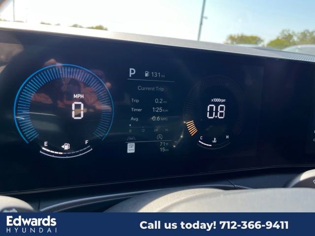 New 2025 Hyundai Santa Fe SE image 19