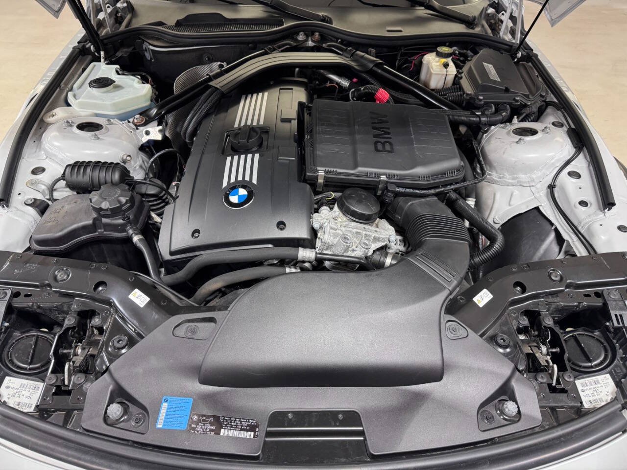 Used 2011 BMW Z4 sDrive35is RWD image 31