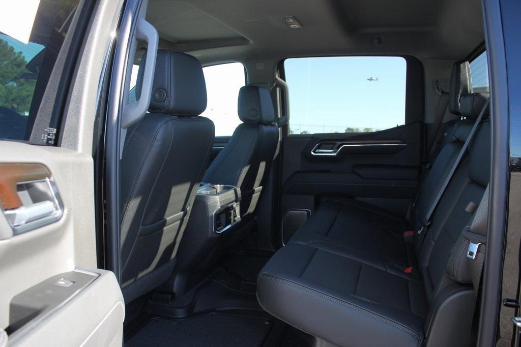 New 2026 GMC Sierra 1500 Denali w/ Denali Reserve Package image 6
