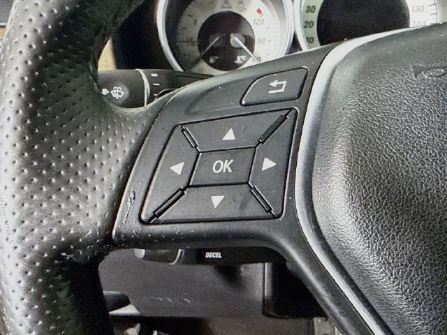 Used 2016 Mercedes-Benz E 350 Sedan image 13
