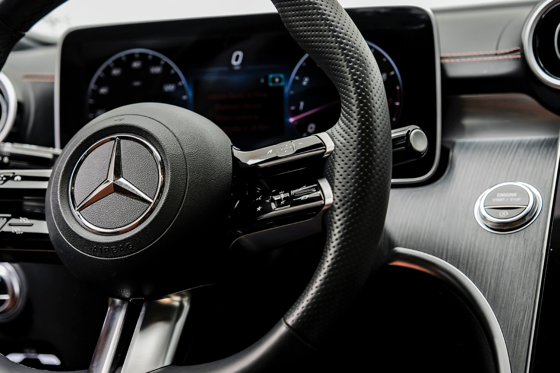 Used 2024 Mercedes-Benz C 300 4MATIC Sedan image 22