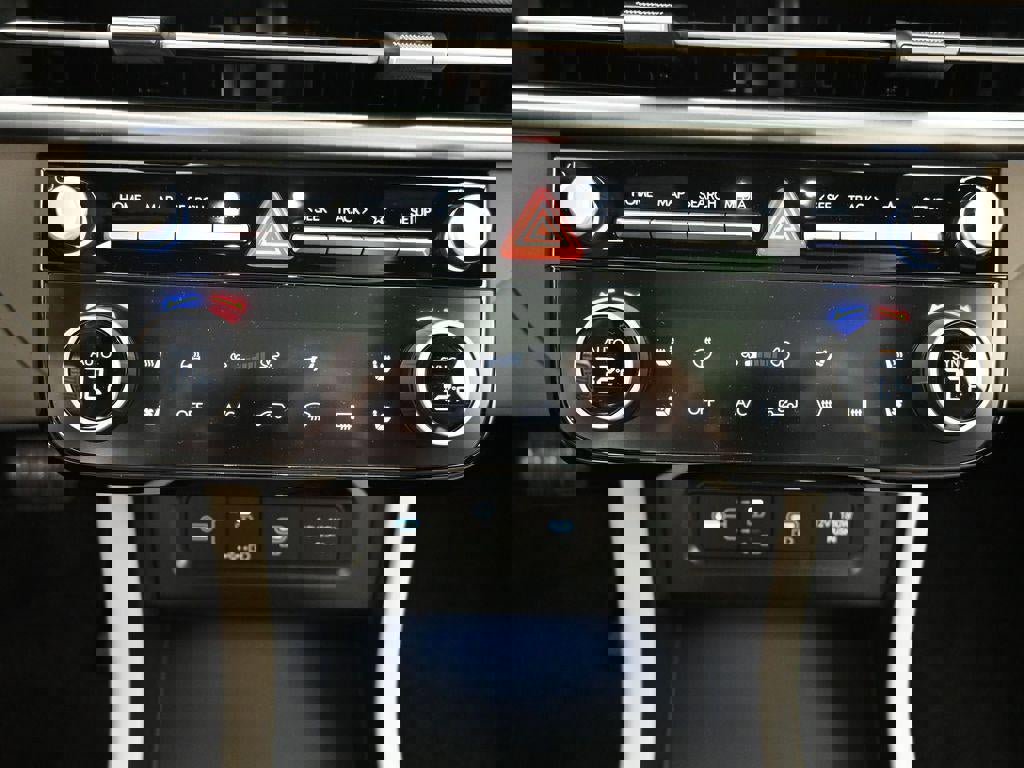 New 2026 Hyundai Tucson Limited image 24