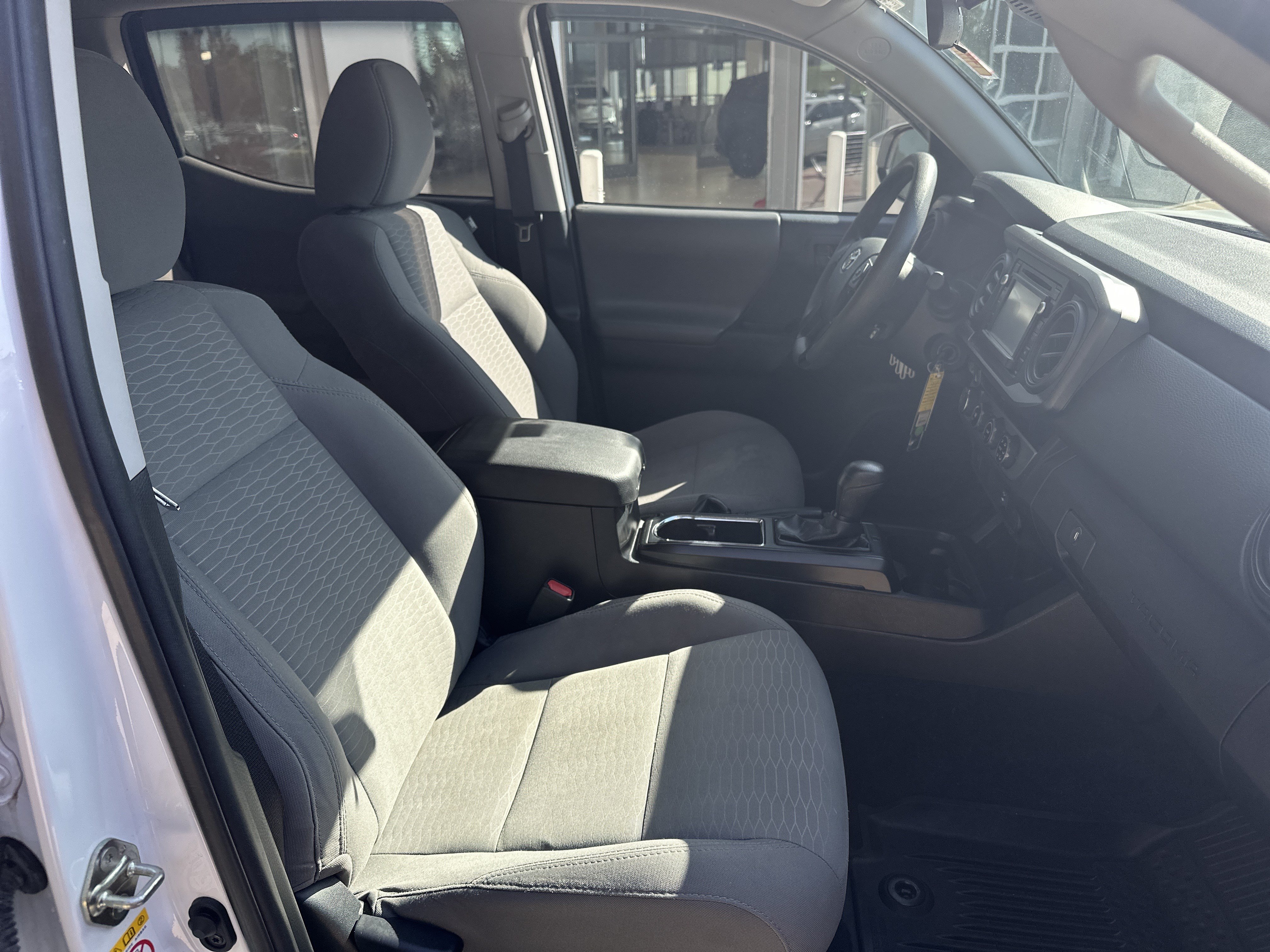 Used 2018 Toyota Tacoma SR w/ SR Convenience Package AWD/4WD image 26