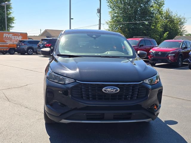 Used 2025 Ford Escape Active FWD image 8