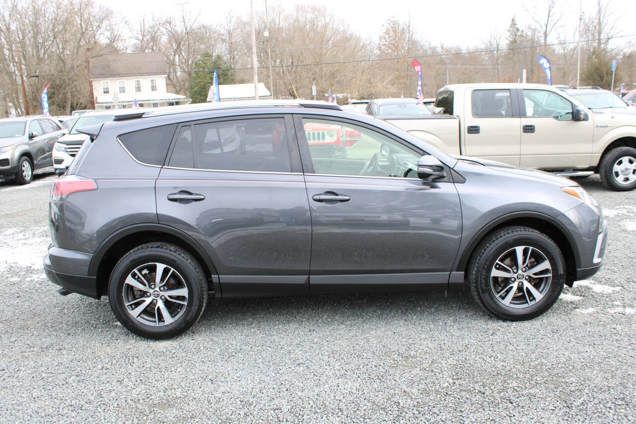 Used 2017 Toyota RAV4 XLE image 6