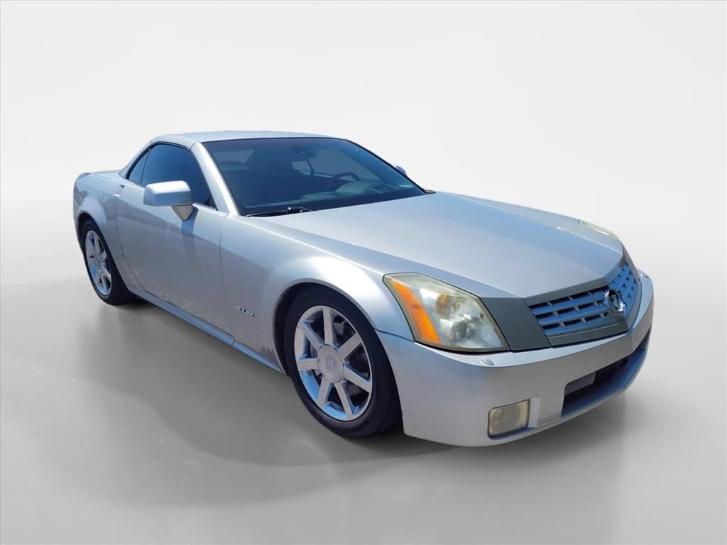 Used 2006 Cadillac XLR RWD image 7