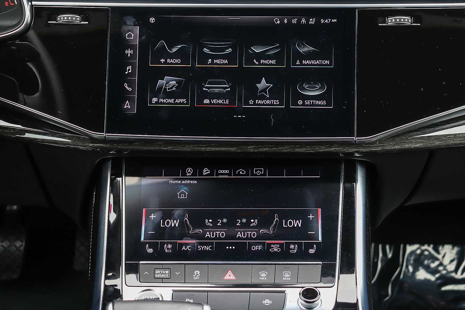 Used 2023 Audi Q8 Premium Plus w/ Premium Plus Package AWD/4WD image 17