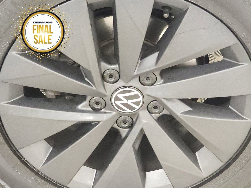 Used 2022 Volkswagen Taos S image 10