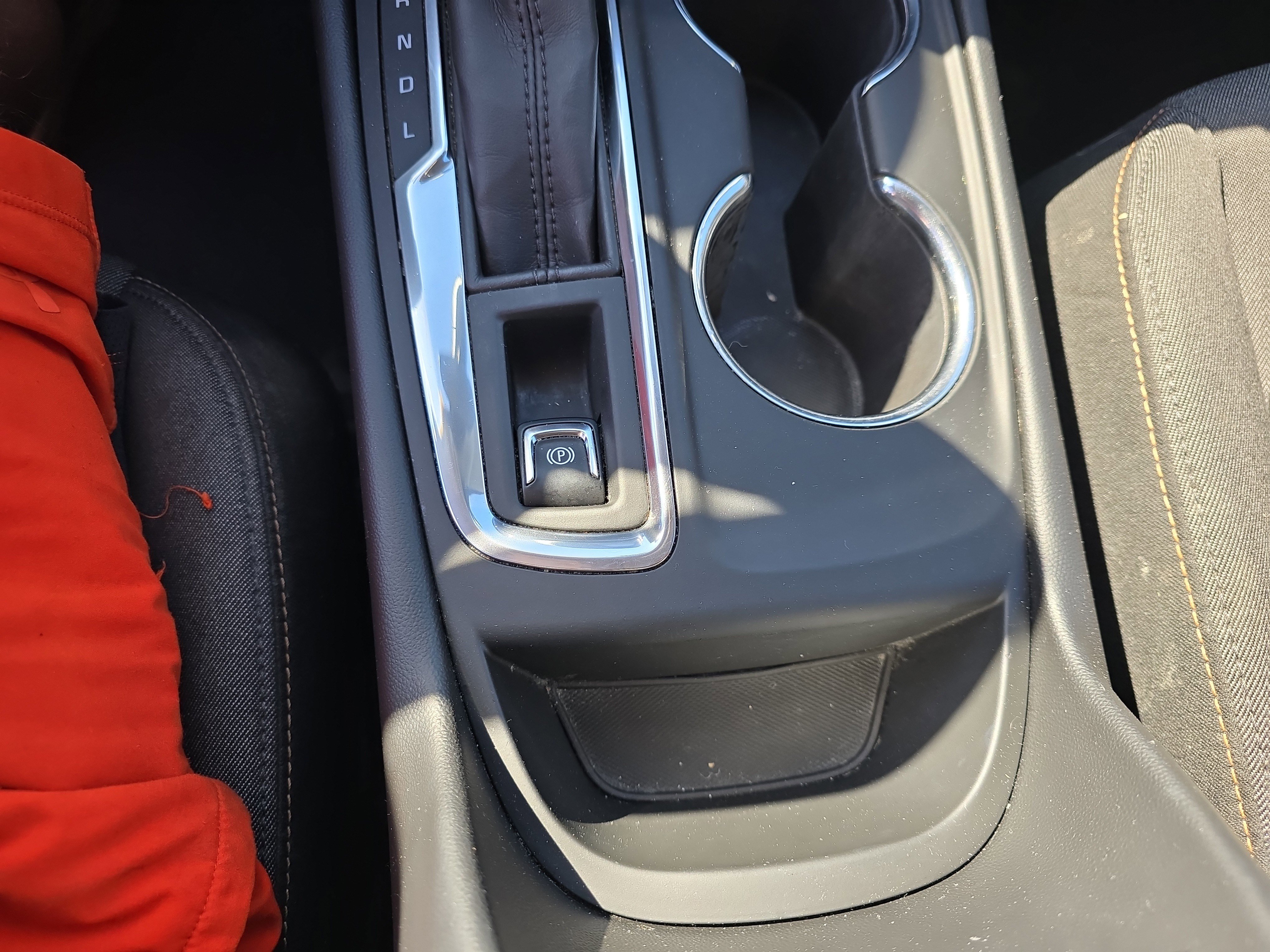 Used 2018 Chevrolet Equinox LT AWD/4WD image 24