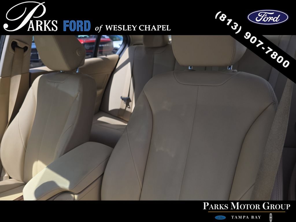 Used 2015 BMW 320i Sedan RWD image 19