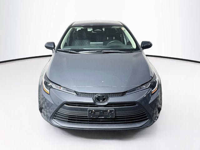 Used 2024 Toyota Corolla LE FWD image 2