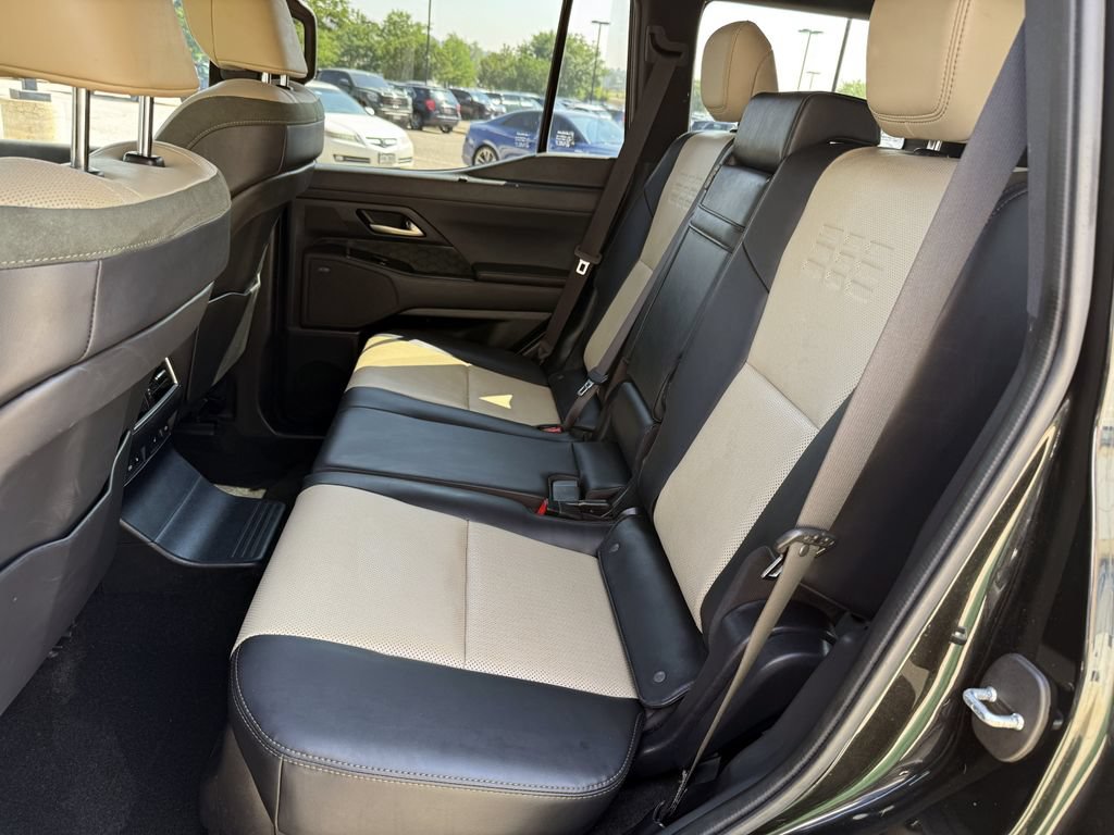 Used 2024 Lexus GX 550 AWD/4WD image 29
