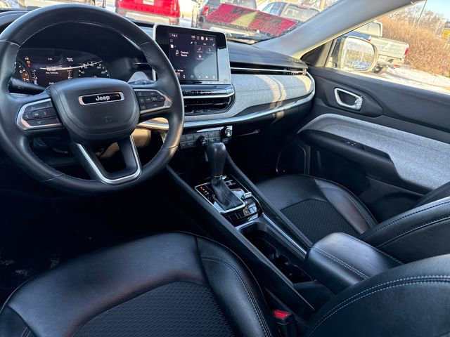 Used 2022 Jeep Compass Latitude w/ Sun and Sound Group image 24
