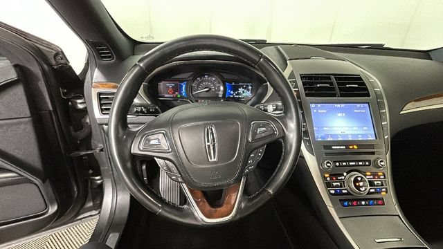 Used 2020 Lincoln MKZ Reserve w/ Elements Package FWD image 15