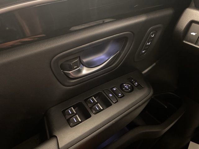 Certified 2025 Honda Pilot Touring image 20