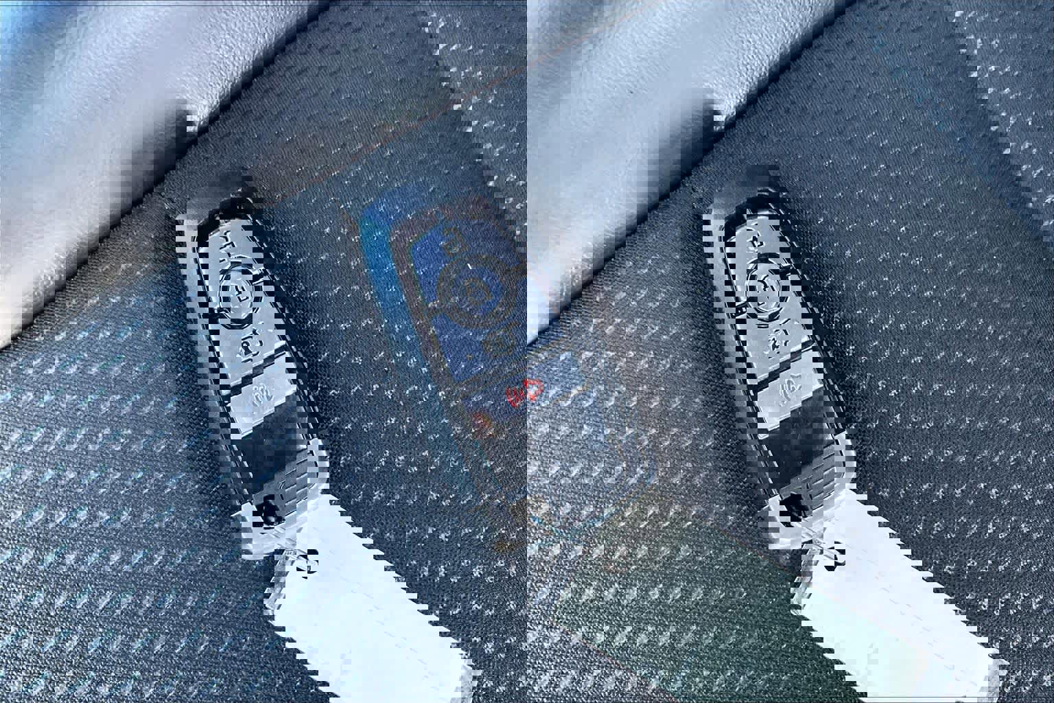 Used 2025 Ford Escape ST-Line FWD image 13