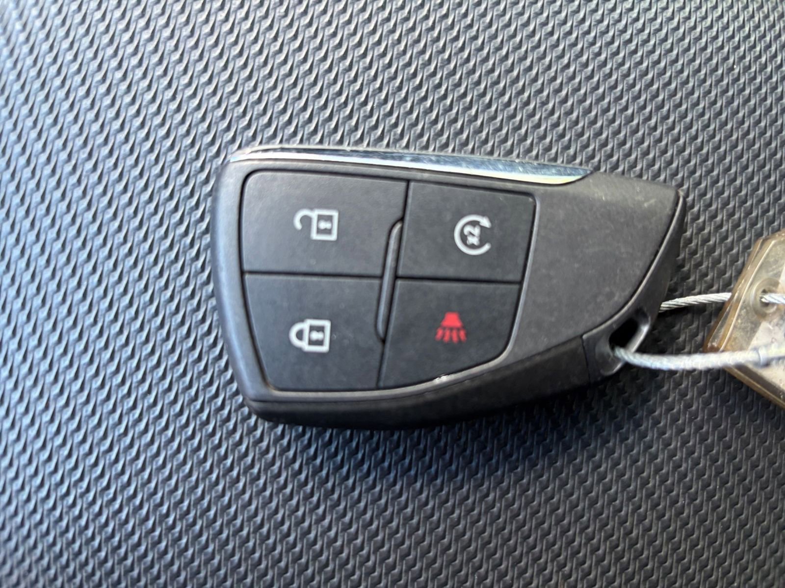 Used 2025 Chevrolet Equinox LT AWD/4WD image 25