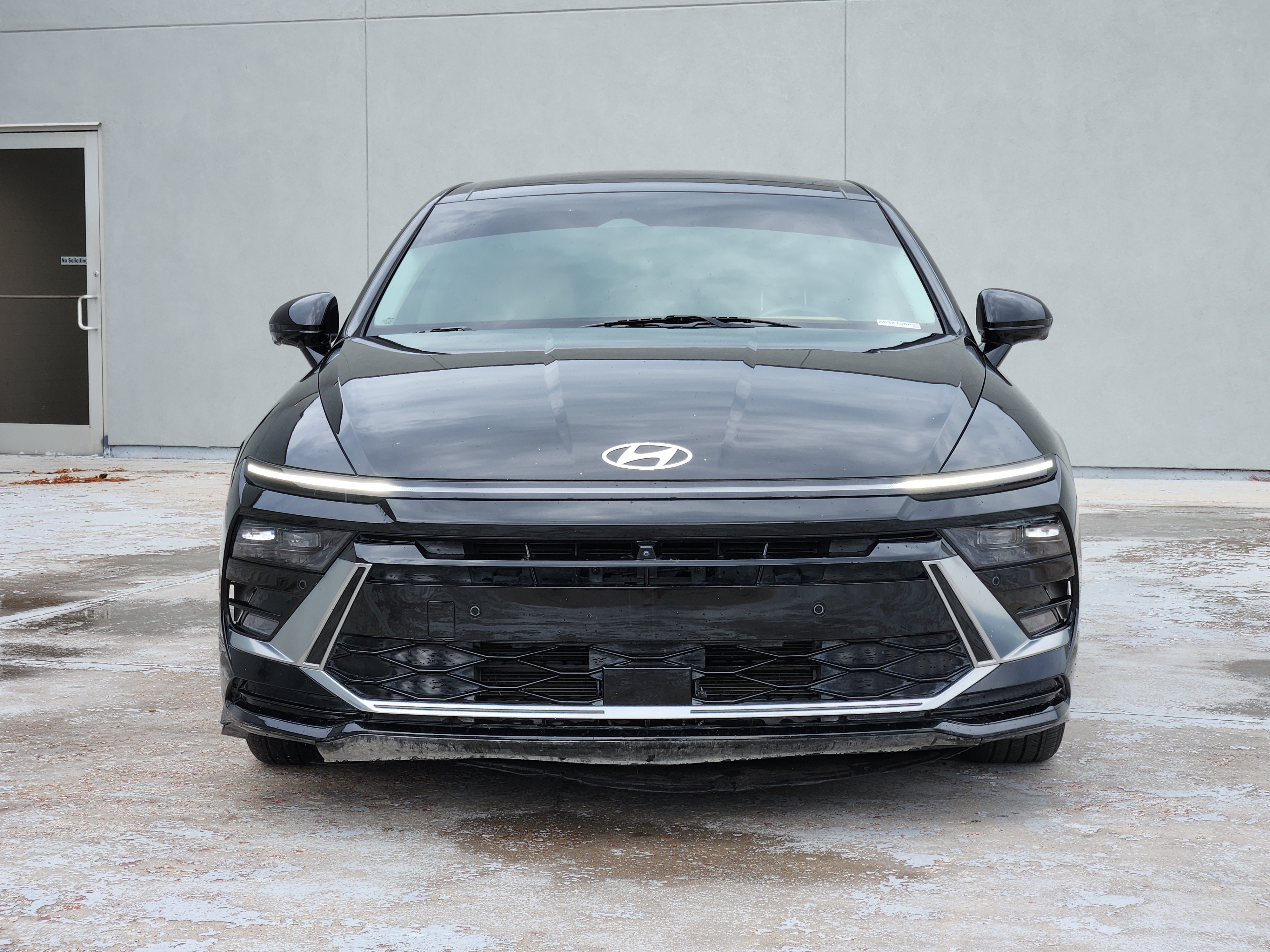 Used 2024 Hyundai Sonata Limited FWD image 3