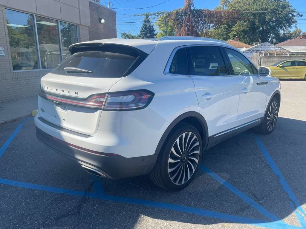 Used 2022 Lincoln Nautilus Black Label image 8