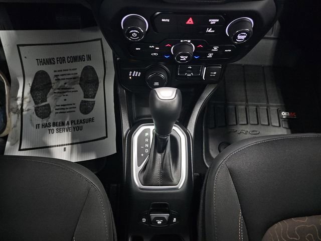 Used 2023 Jeep Renegade Latitude AWD/4WD image 22