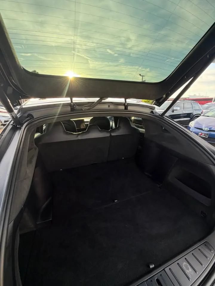 Used 2025 Tesla Model X AWD/4WD image 9