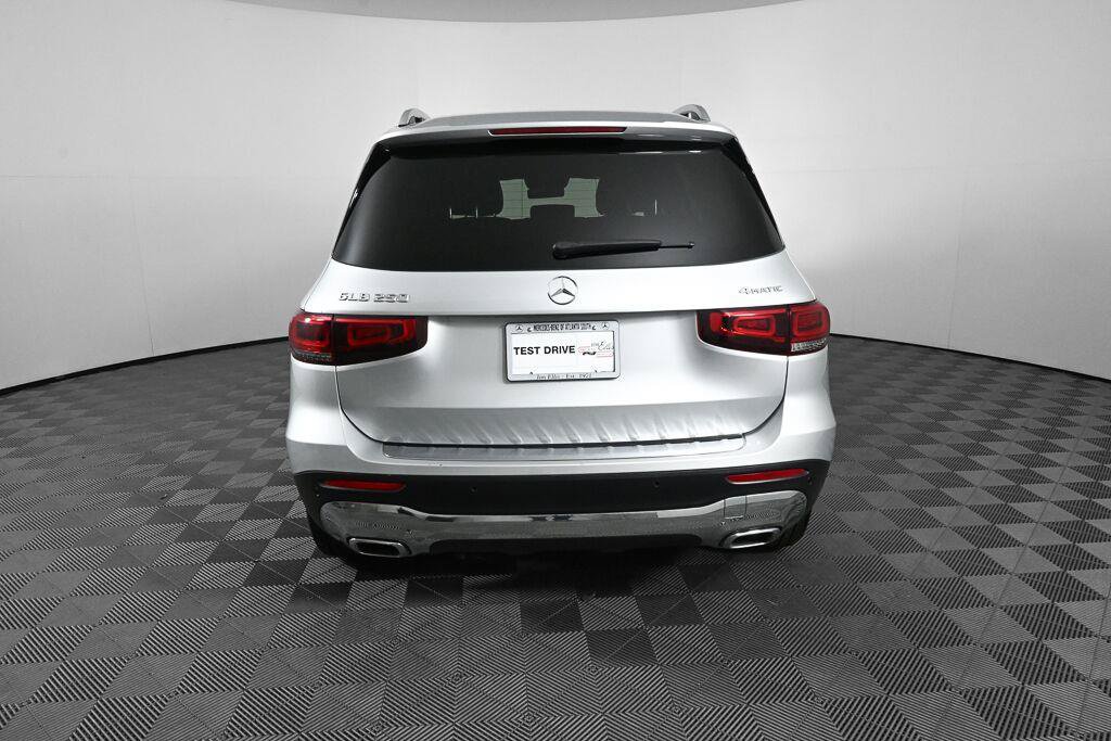Certified 2023 Mercedes-Benz GLB 250 4MATIC image 28