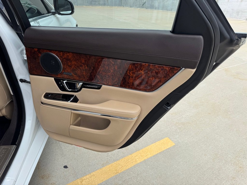 Used 2015 Jaguar XJ AWD image 25