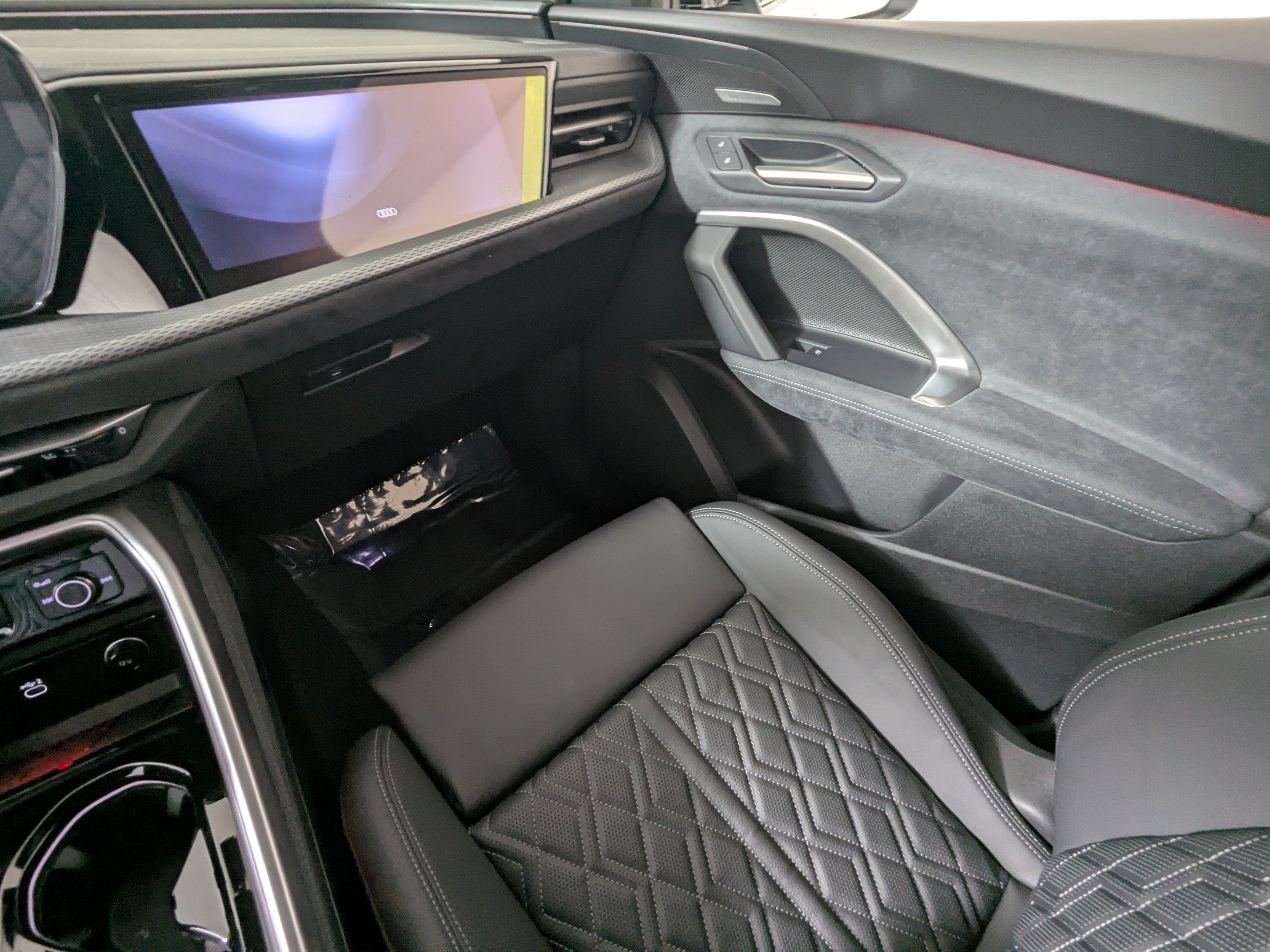 New 2026 Audi SQ5 Prestige AWD/4WD image 13