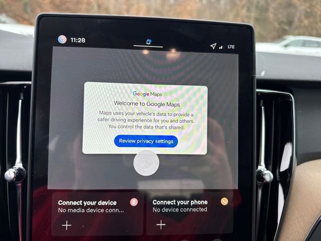 Used 2026 Volvo XC60 B5 Plus w/ Protection Package Premier image 25