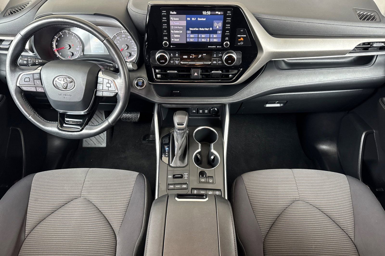 Certified 2020 Toyota Highlander LE AWD/4WD image 13