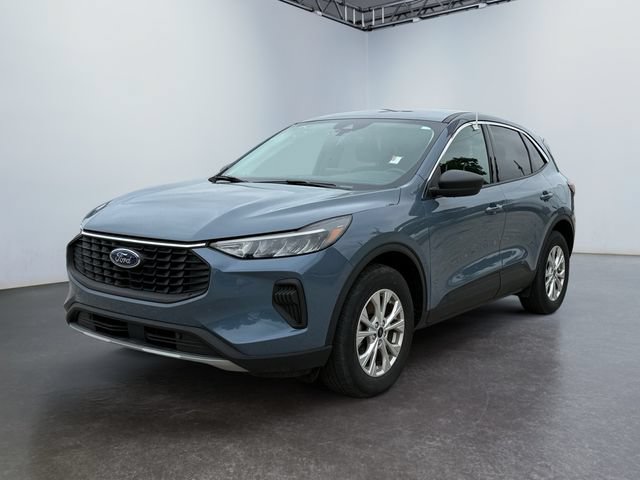 Used 2024 Ford Escape Active AWD/4WD image 1