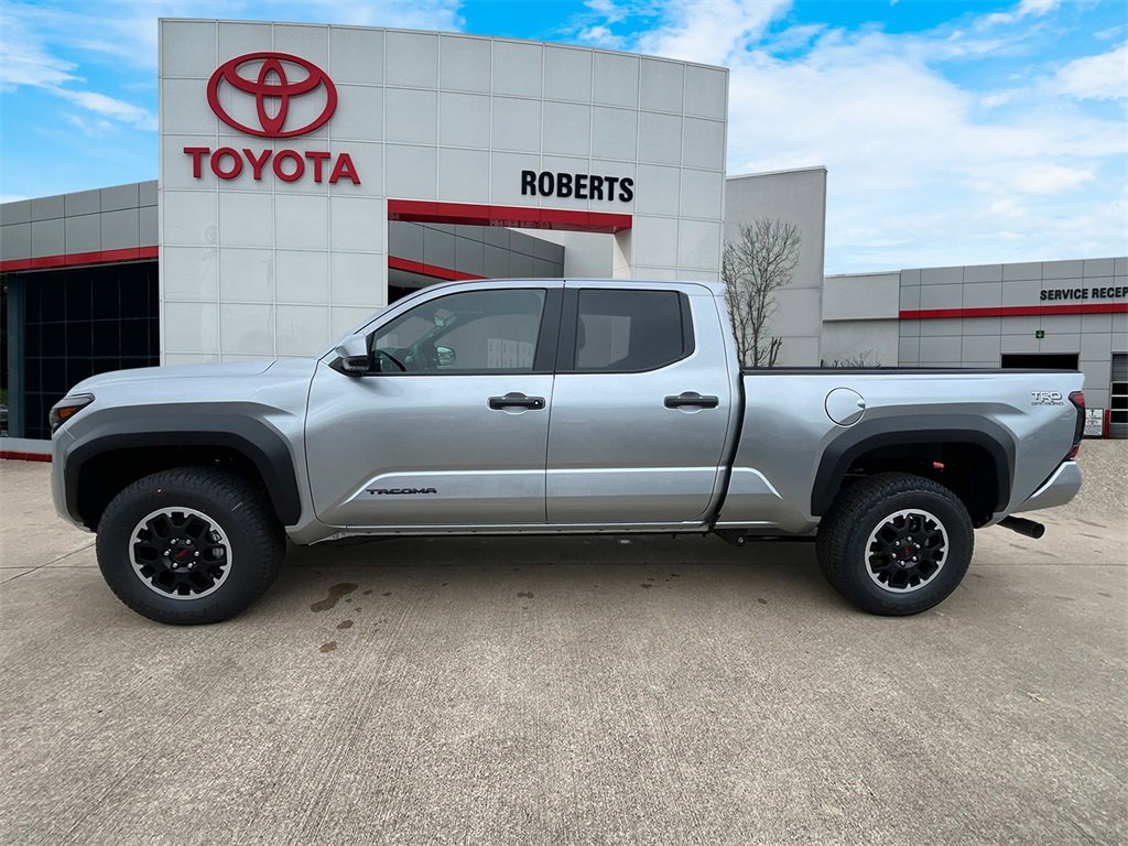 New 2025 Toyota Tacoma TRD Off-Road video 4