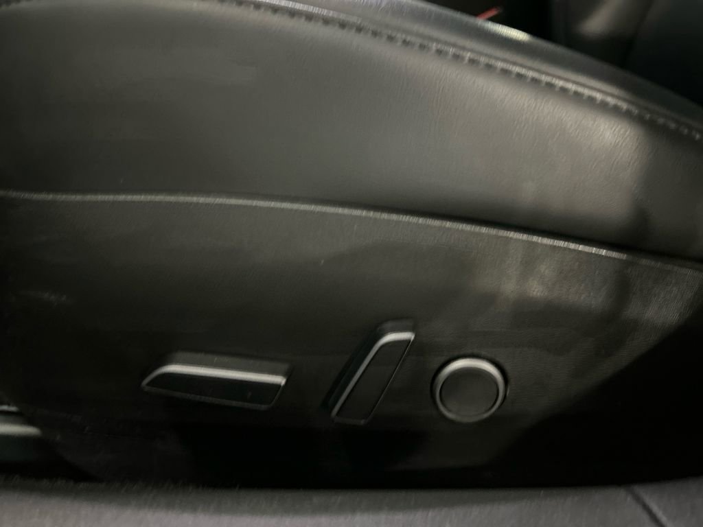 Used 2023 Tesla Model 3 Performance image 11