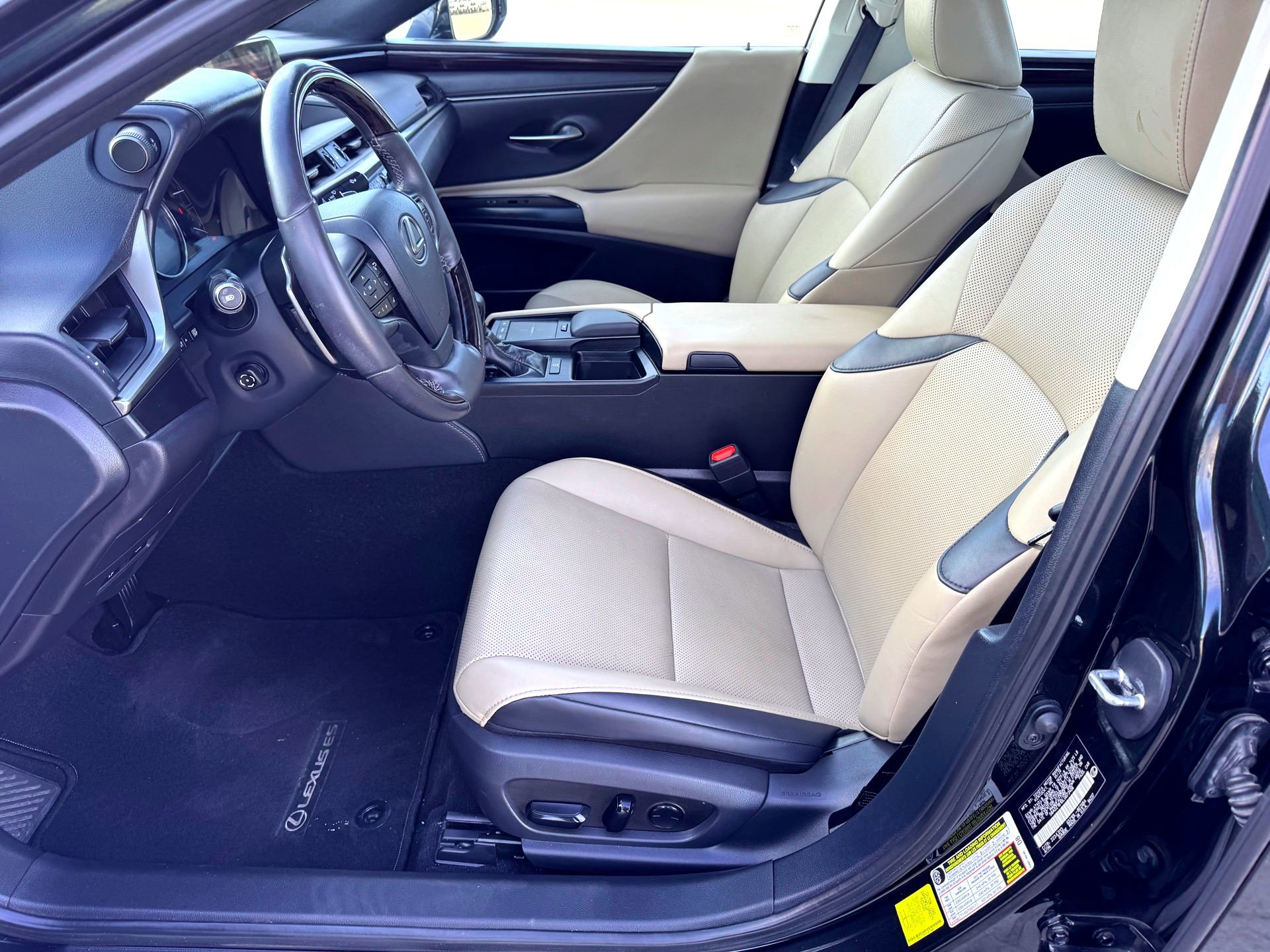 Used 2020 Lexus ES 350 w/ Premium Package image 12