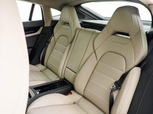 Certified 2025 Porsche Panamera 4 image 26