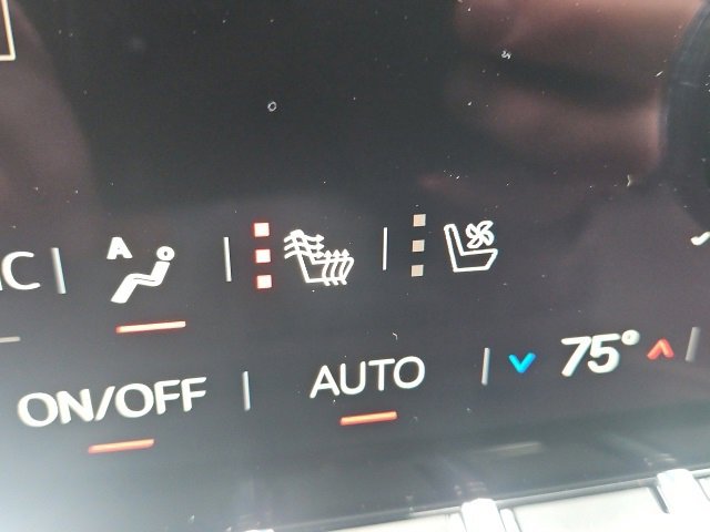 New 2026 GMC Yukon Denali w/ Sun & Power Step Package image 36