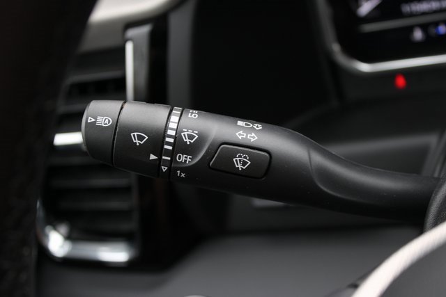 Used 2022 GMC Sierra 1500 Denali w/ Denali Reserve Package image 18