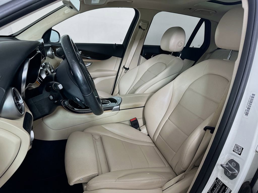 Used 2019 Mercedes-Benz GLC 300 image 8