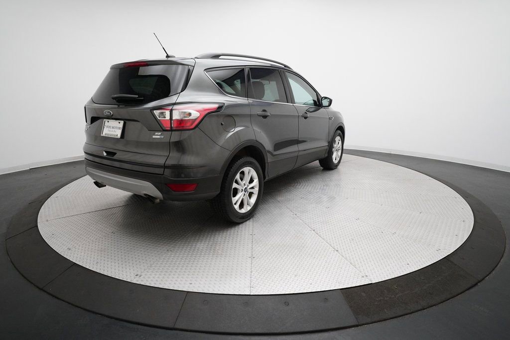 Used 2018 Ford Escape SE image 10