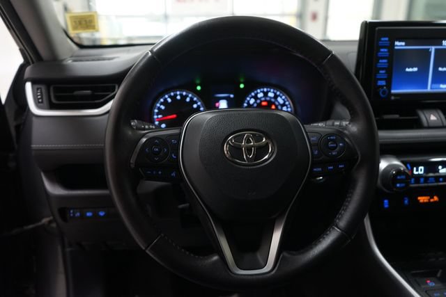 Used 2020 Toyota RAV4 XLE w/ Convenience Package AWD/4WD image 21